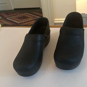 Dansko black shoes